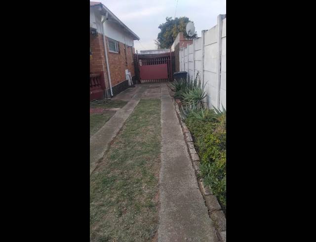 0 BEDROOM HOUSE FOR SALE IN THE HILL